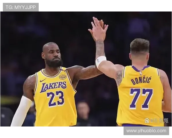 2010年湖人与雷霆的激烈对决回顾与精彩瞬间分析