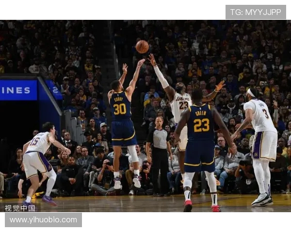 2013年湖人与勇士的经典对决回顾与分析