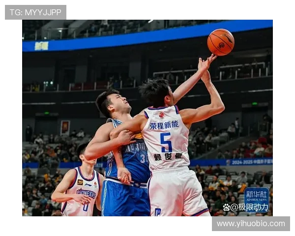 CBA新疆队与广夏队激战正酣谁能在这场对决中笑到最后