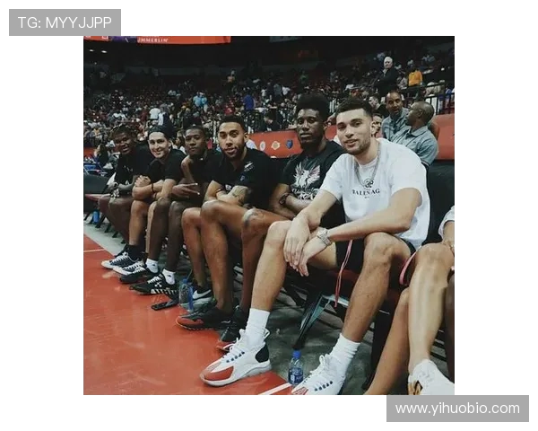 扎克拉文的篮球之路：从天赋少年到NBA明星的成长故事