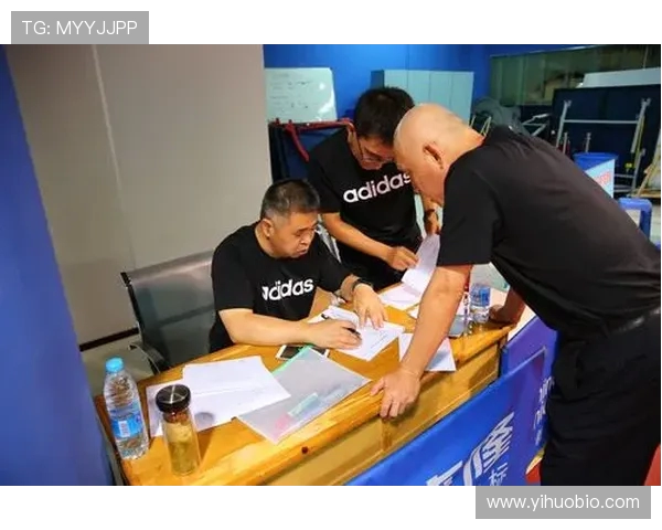 南京乒乓球队在世界锦标赛中的团队协作表现分析与点评 南京乒乓球队在世界锦标赛中的团队协作表现分析与点评