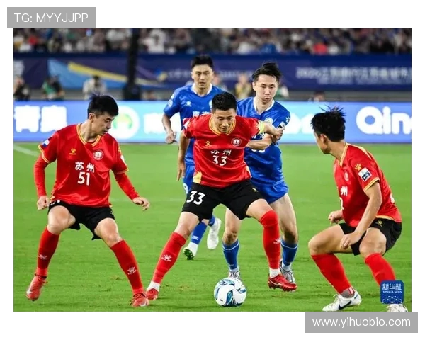 南京足球队在足球团队协作排行榜中荣获第二名展现出卓越团队精神与实力