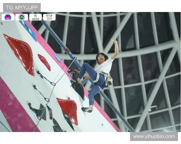 成都攀岩队以77分稳居攀岩联赛积分榜首位展现强大实力