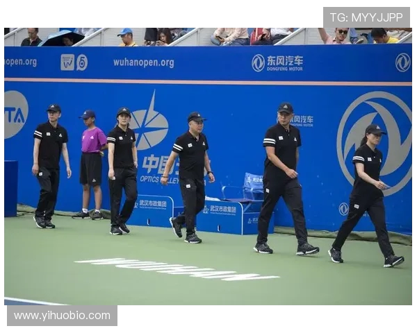 武汉网球队防反策略分析及其在比赛中的成效与不足之处探讨